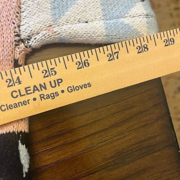 Pink oversized Aztec soft Cardigan. Women’s size XL. - Picture 6 of 6